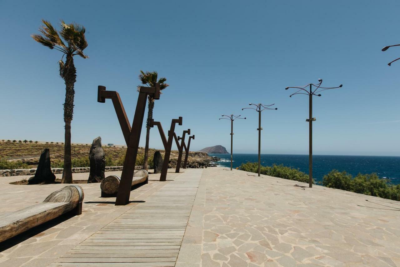 El Mirador: Sea Views From The Shore Los Abrigos Exterior photo